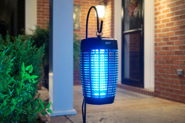 PIC® 40-Watt Bug Zapper Featuring Blue UV LED Technology - Image 2
